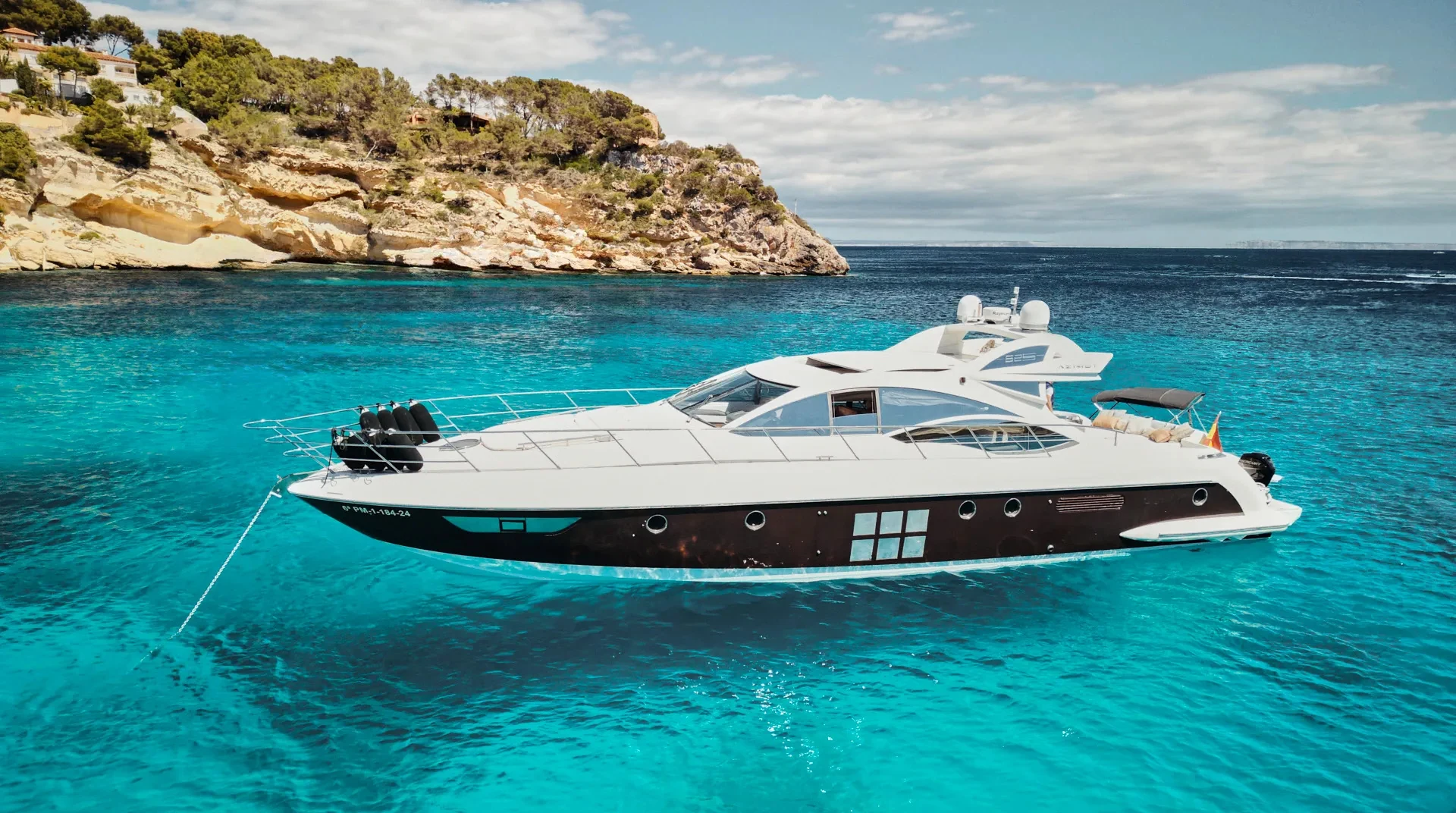 azimut-62s-cabina-o-detalle-interior
