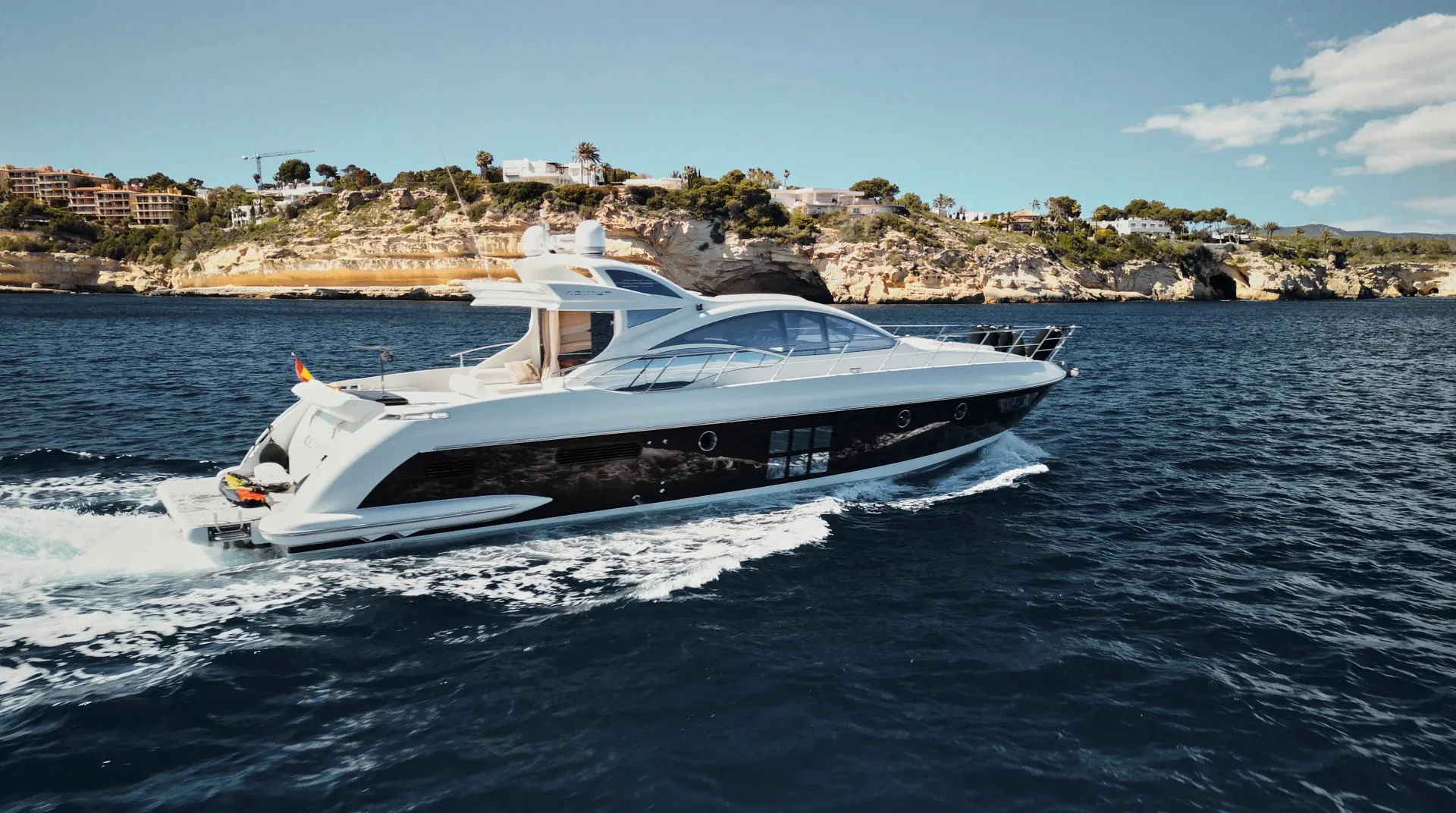 azimut-62s-zona-de-popa-cockpit