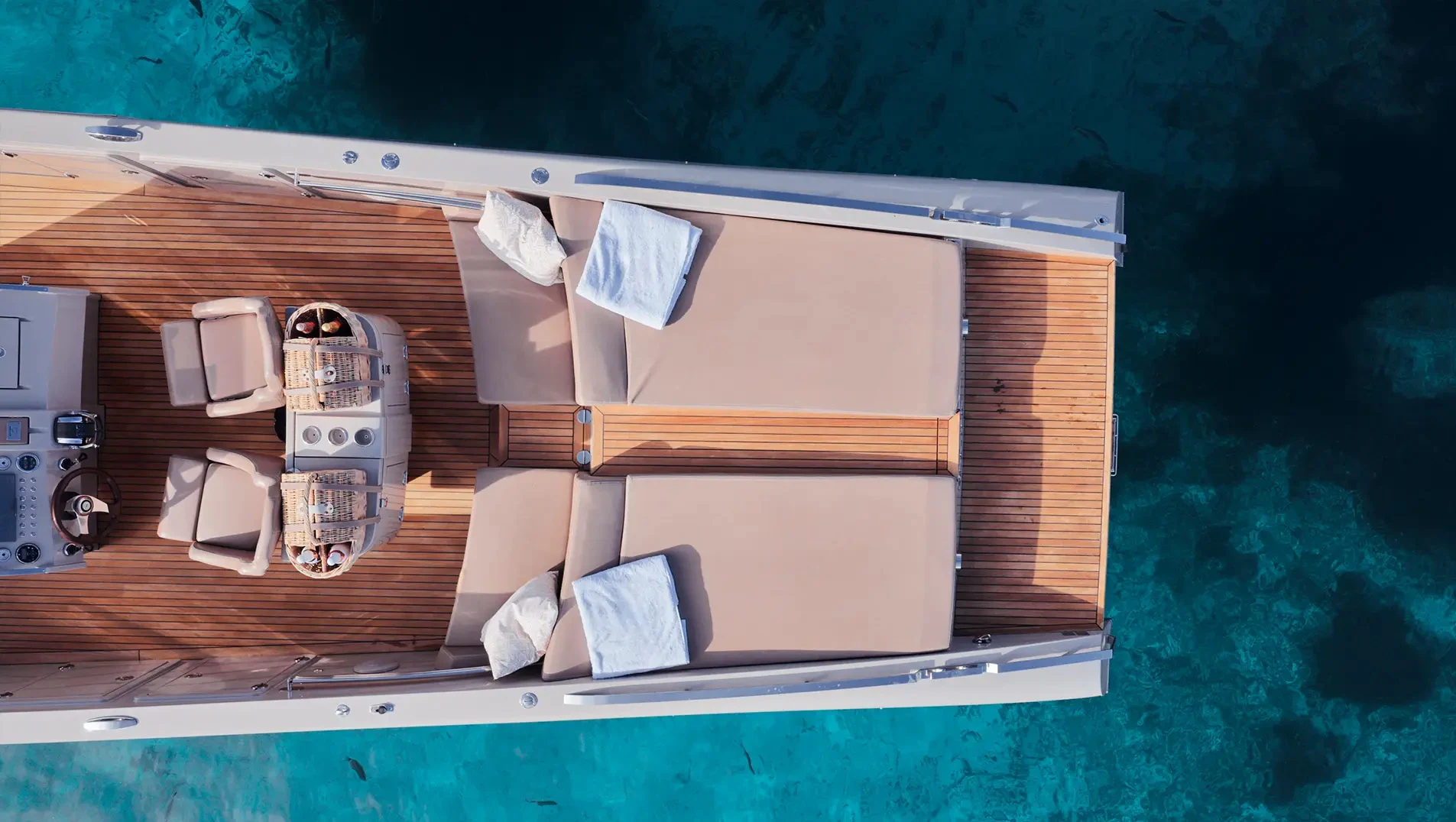 frauscher-1017-lido-interior-thomas-rath-special-edition